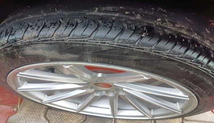 2022 Nissan MAGNITE XE, Petrol, Manual, 41,000 km, tyre