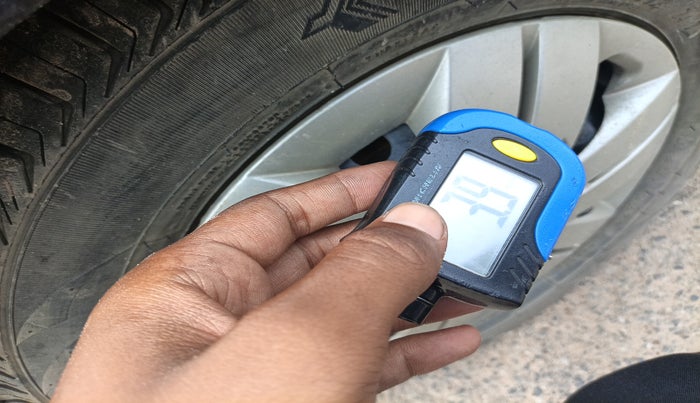 2021 Maruti Alto VXI PLUS, Petrol, Manual, 1,29,900 km, tyre
