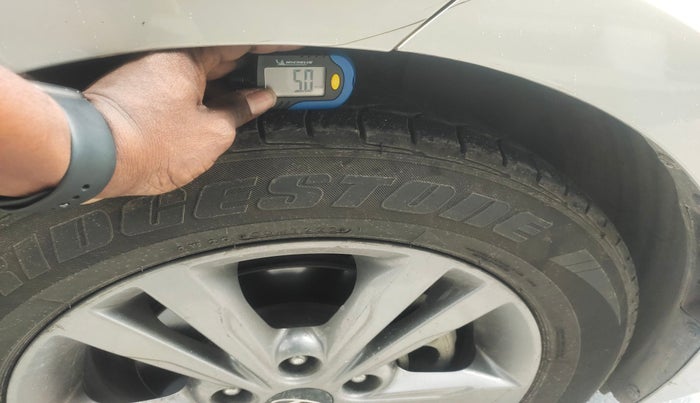 2017 Hyundai New Elantra 2.0 SX AT PETROL, Petrol, Automatic, 46,756 km, tyre