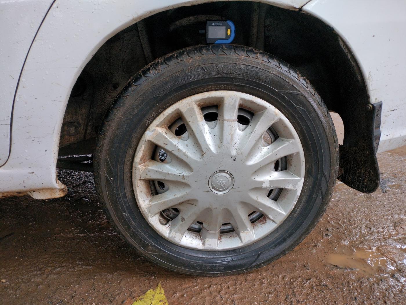 2010 Tata Indigo CS LS TDI, Diesel, Manual, 1,60,292 km, tyre