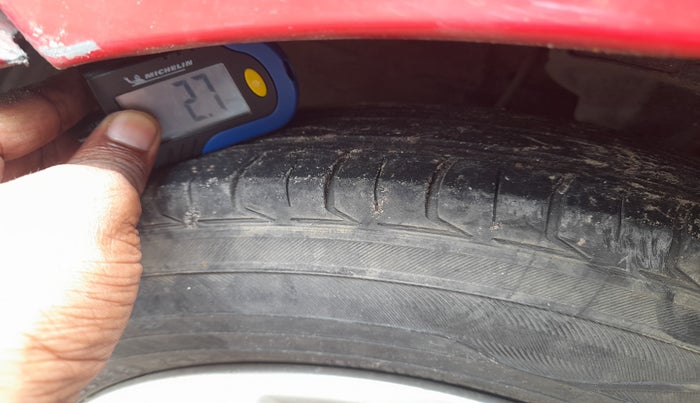 2010 Hyundai i10 MAGNA 1.2, Petrol, Manual, 1,73,060 km, tyre