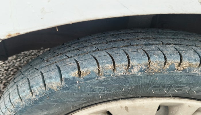 2018 Maruti Wagon R 1.0 LXI CNG, Petrol, Manual, 1,01,078 km, tyre