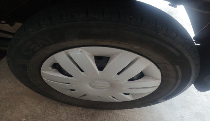 2020 Maruti Alto LXI, Petrol, Manual, 35,490 km, tyre