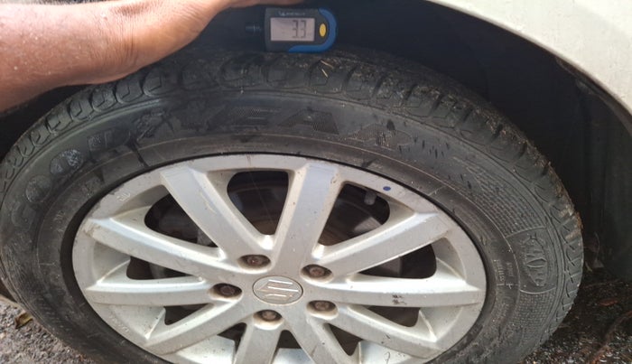 2011 Maruti SX4 ZDI, Diesel, Manual, 1,24,744 km, tyre