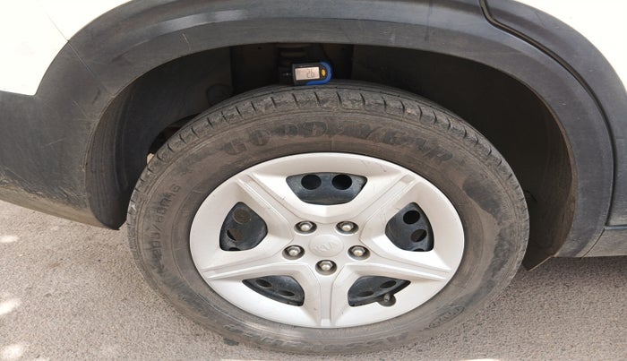 2020 KIA SELTOS HTE 1.5 PETROL, Petrol, Manual, 63,530 km, tyre