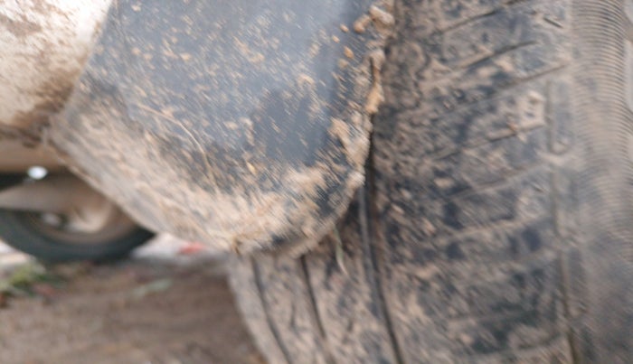 2015 Tata Bolt XM QUADRAJET, Diesel, Manual, 85,372 km, tyre