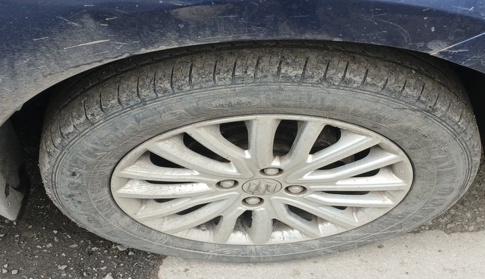 2018 Maruti Dzire ZDI, Diesel, Manual, 1,62,051 km, tyre