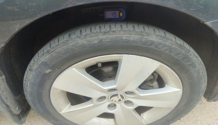 2020 Skoda Rapid AMBITION AT TSI, Petrol, Automatic, 69,246 km, tyre
