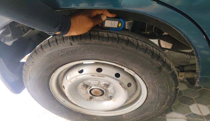 2010 Maruti Alto LXI, Petrol, Manual, 22,725 km, tyre