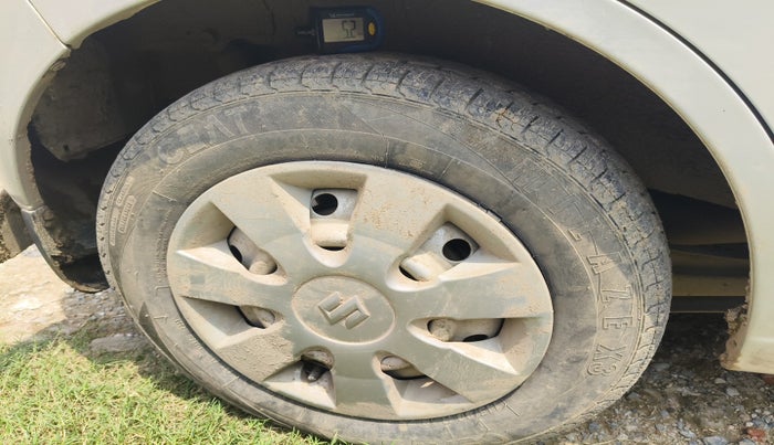 2012 Maruti Wagon R 1.0 LXI LPG, Petrol, Manual, 1,71,094 km, tyre