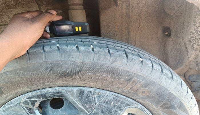2024 Tata PUNCH Adventure Plus (S), Petrol, Manual, 6,925 km, tyre