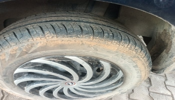2024 Maruti Swift VXI, Petrol, Manual, 28,458 km, tyre