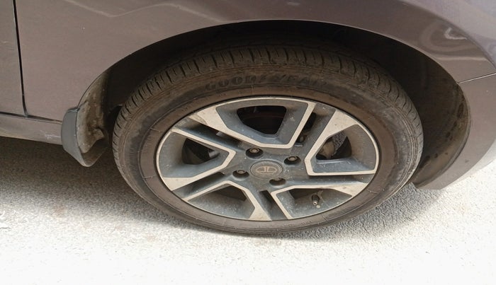 2019 Tata TIGOR XZ PLUS PETROL, Petrol, Manual, 80,178 km, tyre