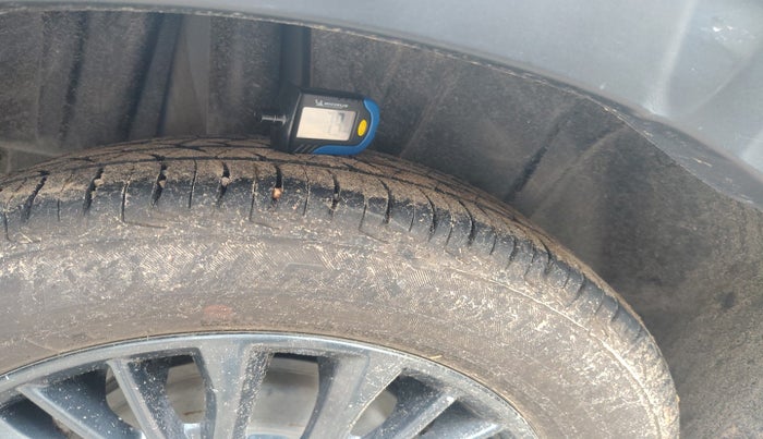 2021 Maruti XL6 ZETA MT, Petrol, Manual, 50,054 km, tyre