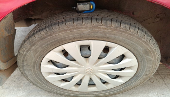 2011 Toyota Etios G, Petrol, Manual, 56,396 km, tyre
