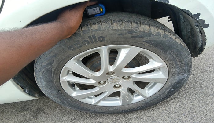 2012 Maruti Swift ZXI, Petrol, Manual, 3 km, tyre