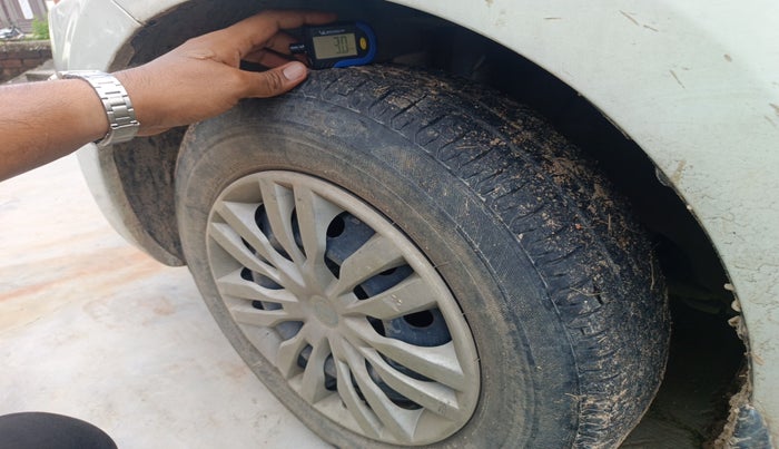 2019 Maruti Dzire VXI, Petrol, Manual, 28,325 km, tyre