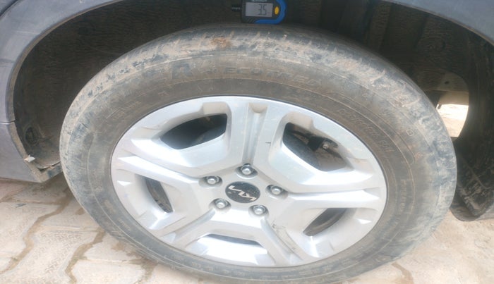 2023 KIA SONET HTK PLUS 1.2, Petrol, Manual, 11,469 km, tyre