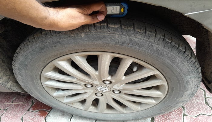 2018 Maruti Dzire ZXI, Petrol, Manual, 58,000 km, tyre
