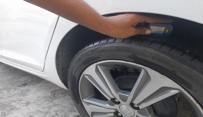 2019 Hyundai Verna 1.6 VTVT SX O, Petrol, Manual, 62,763 km, tyre