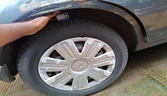 2010 Ford Figo ZXI 1.2 PETROL, Petrol, Manual, 49,769 km, tyre