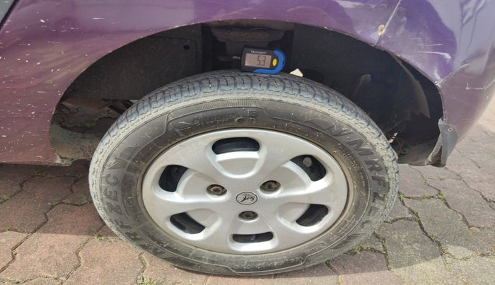 2016 Tata Nano TWIST XT, Petrol, Manual, 1,25,353 km, tyre