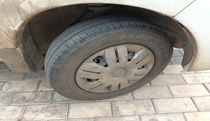2018 Maruti Alto 800 LXI CNG, Petrol, Manual, 1,54,418 km, tyre