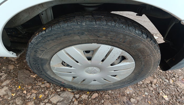 2021 Maruti Alto LXI, Petrol, Manual, 17,554 km, tyre