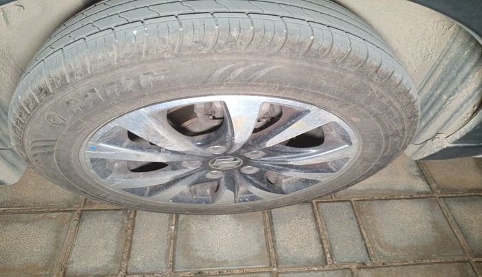 2017 Maruti S Cross ZETA 1.3, Diesel, Manual, 43,285 km, tyre