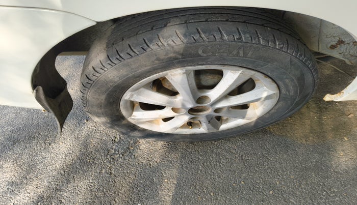2012 Tata Indigo ECS VX CR4, Diesel, Manual, 1,36,051 km, tyre