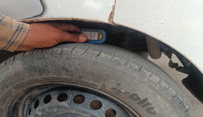 2015 Maruti Wagon R 1.0 LXI CNG, Petrol, Manual, 84,037 km, tyre