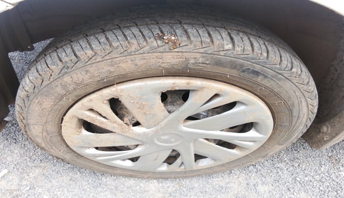 2018 Maruti Wagon R 1.0 VXI, Petrol, Manual, 52,174 km, tyre