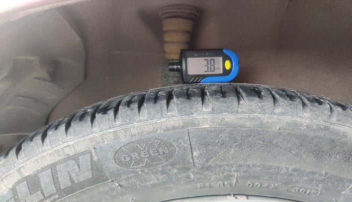 2011 Maruti Ritz VXI, Petrol, Manual, 1,00,594 km, tyre