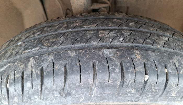 2025 Tata PUNCH ADVENTURE MT, Petrol, Manual, 5,383 km, tyre