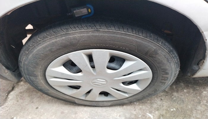 2013 Maruti Swift Dzire VDI, Diesel, Manual, 1,55,651 km, tyre