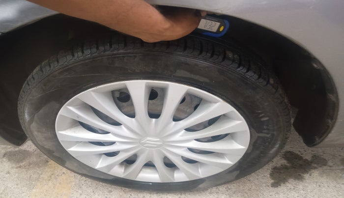 2017 Maruti Ciaz SIGMA 1.4 MT PETROL, Petrol, Manual, 77,080 km, tyre