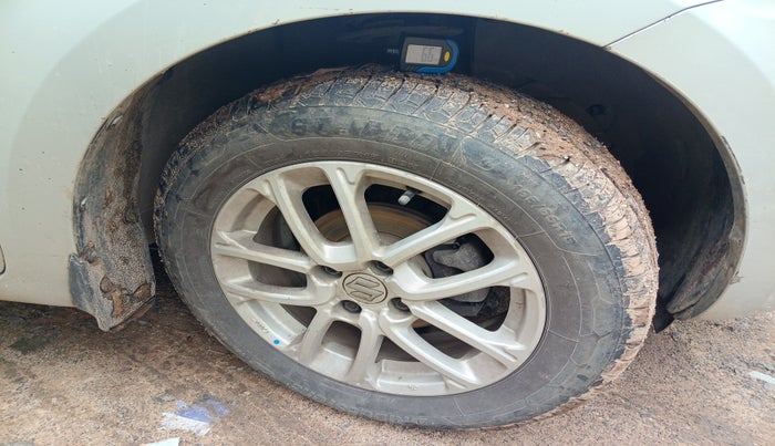 2017 Maruti Dzire VDI, Diesel, Manual, 1,81,835 km, tyre
