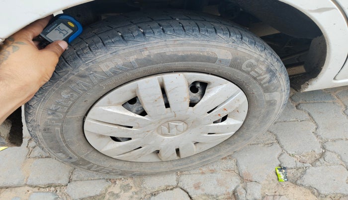 2023 Maruti Alto VXI, Petrol, Manual, 26,025 km, tyre