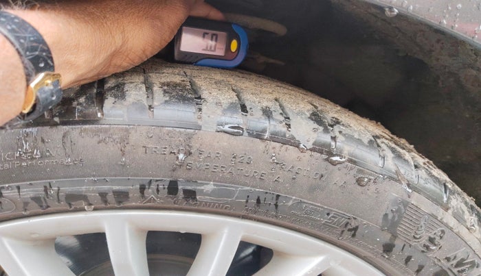 2016 BMW 3 Series 320d Luxury Line, Diesel, Automatic, 96,730 km, tyre