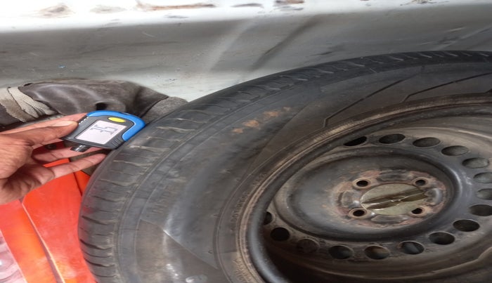 2015 Honda City 1.5L I-VTEC SV, Petrol, Manual, 99,684 km, tyre