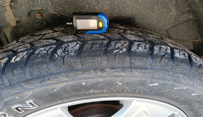 2012 Mahindra XUV500 W8, Diesel, Manual, 1,55,344 km, tyre