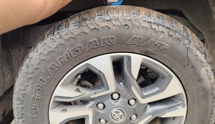 2022 Toyota Fortuner 4X4 AT 2.8 LEGENDER, Diesel, Automatic, 97,879 km, tyre
