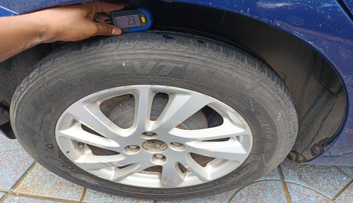 2012 Maruti Swift ZDI, Diesel, Manual, 1,37,718 km, tyre