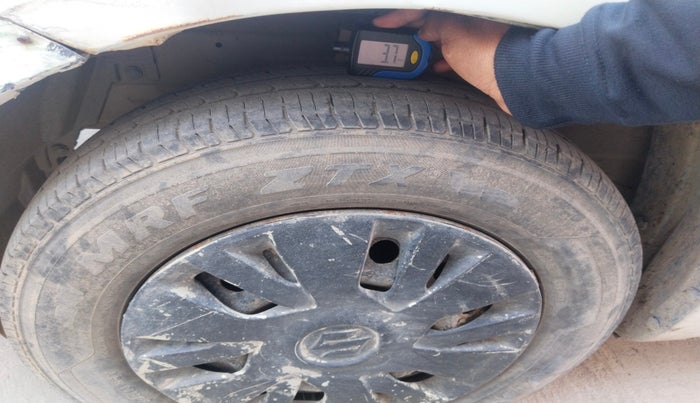 2012 Maruti Swift VDI, Diesel, Manual, 1,56,000 km, tyre