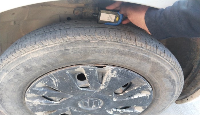 2012 Maruti Swift VDI, Diesel, Manual, 1,56,000 km, tyre