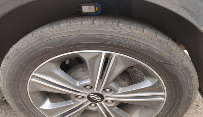2016 Hyundai Creta SX PLUS AT 1.6 DIESEL, Diesel, Automatic, 1,82,214 km, tyre
