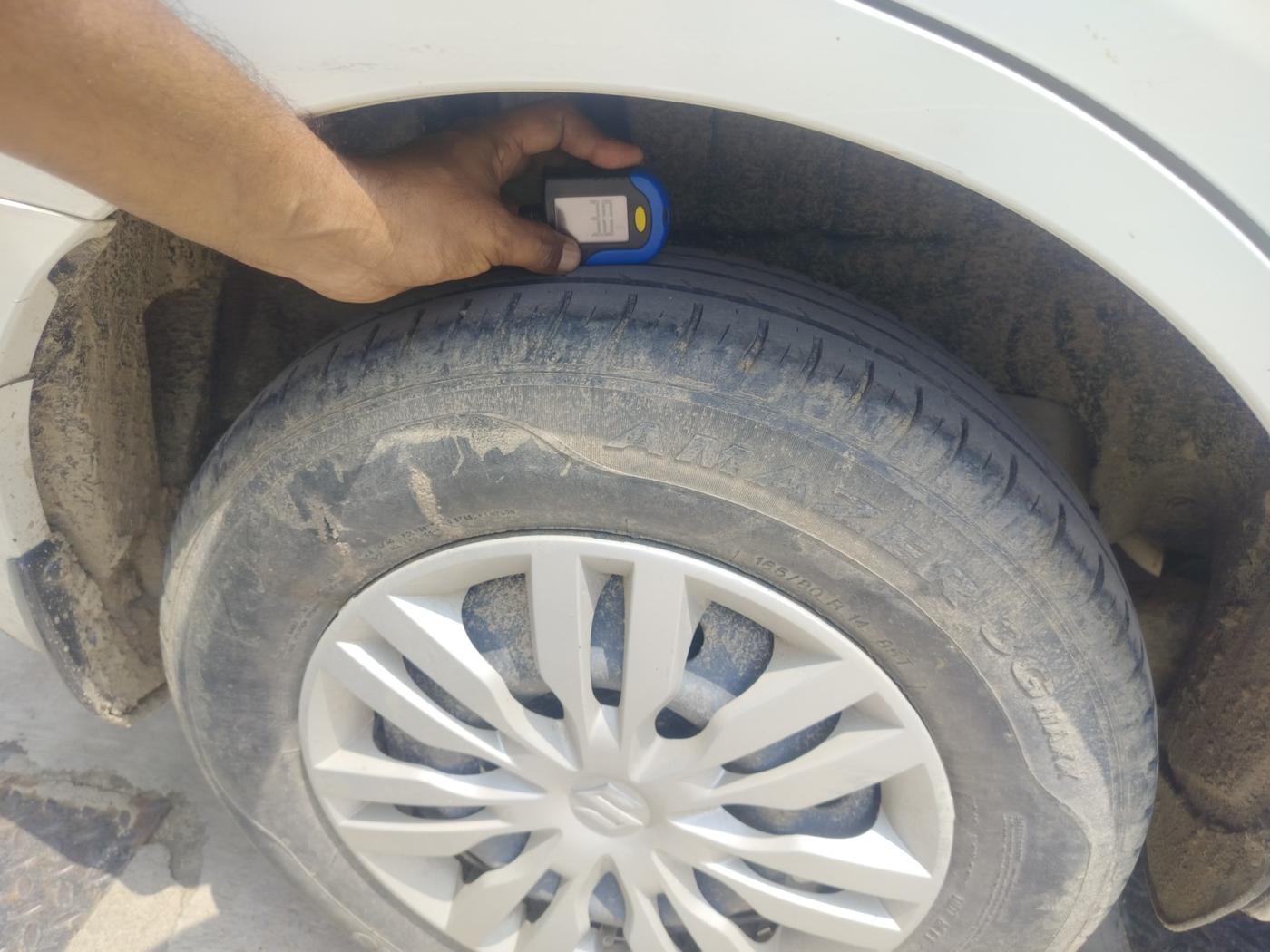 2022 Maruti Dzire VXI CNG, Petrol, Manual, 37,800 km, tyre