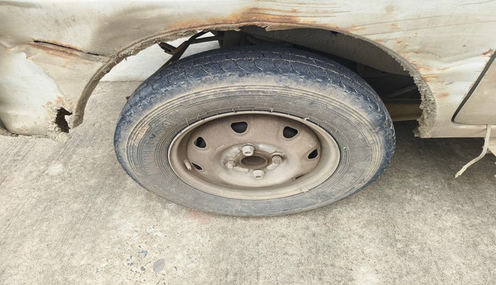 2012 Maruti Eeco 5 STR WITH A/C+HTR, Petrol, Manual, 2,65,000 km, tyre