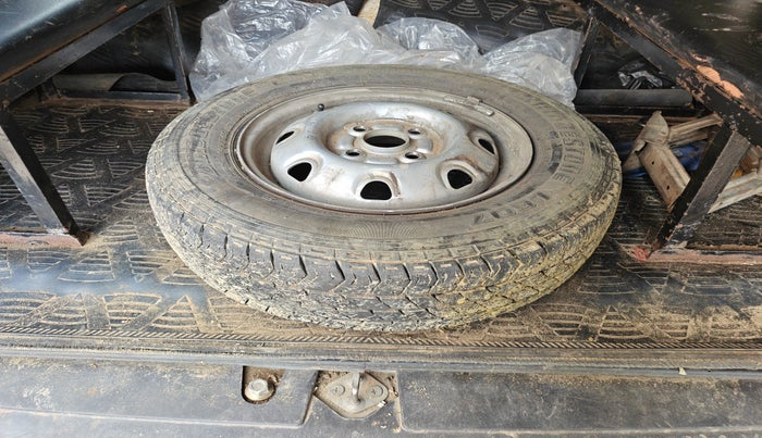 2018 Maruti Eeco 5 STR WITH A/C+HTR, Petrol, Manual, 84,322 km, tyre