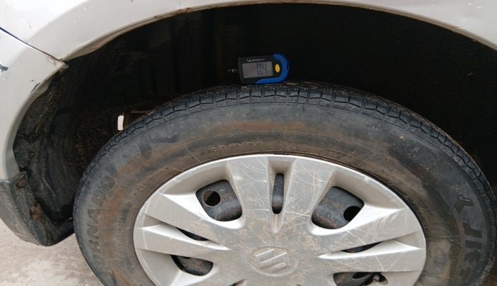 2014 Maruti Swift Dzire VDI, Diesel, Manual, 1,15,320 km, tyre